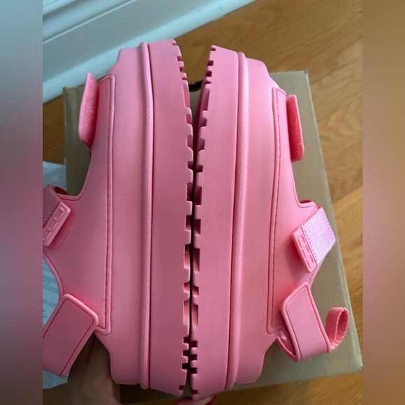 UGG GoldenGlow Tropical Pink Sandals Size 9 - Picture 10 of 12